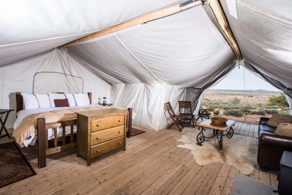 Under Canvas Moab Quarto foto